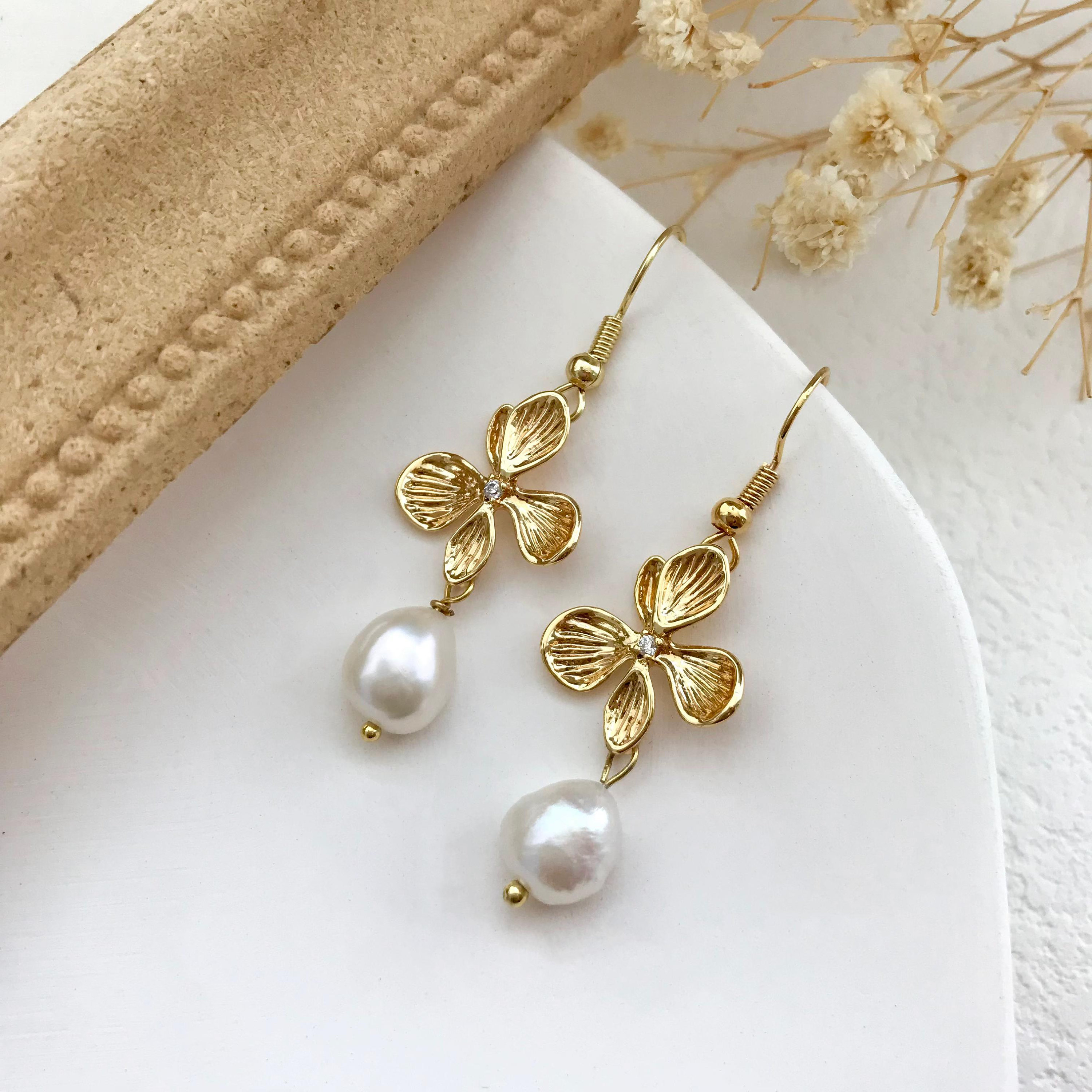 Pearl Knot Earrings - Etsy UK