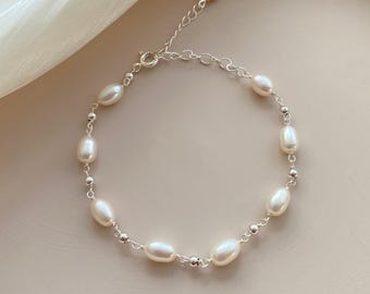 Dainty Freshwater Pearl Bracelet,Real Pearl Beaded Bracelet,Silver Bridal Bracelet,Minimalist Bracelet,Bridesmaid Gift,Wedding Jewelry Set