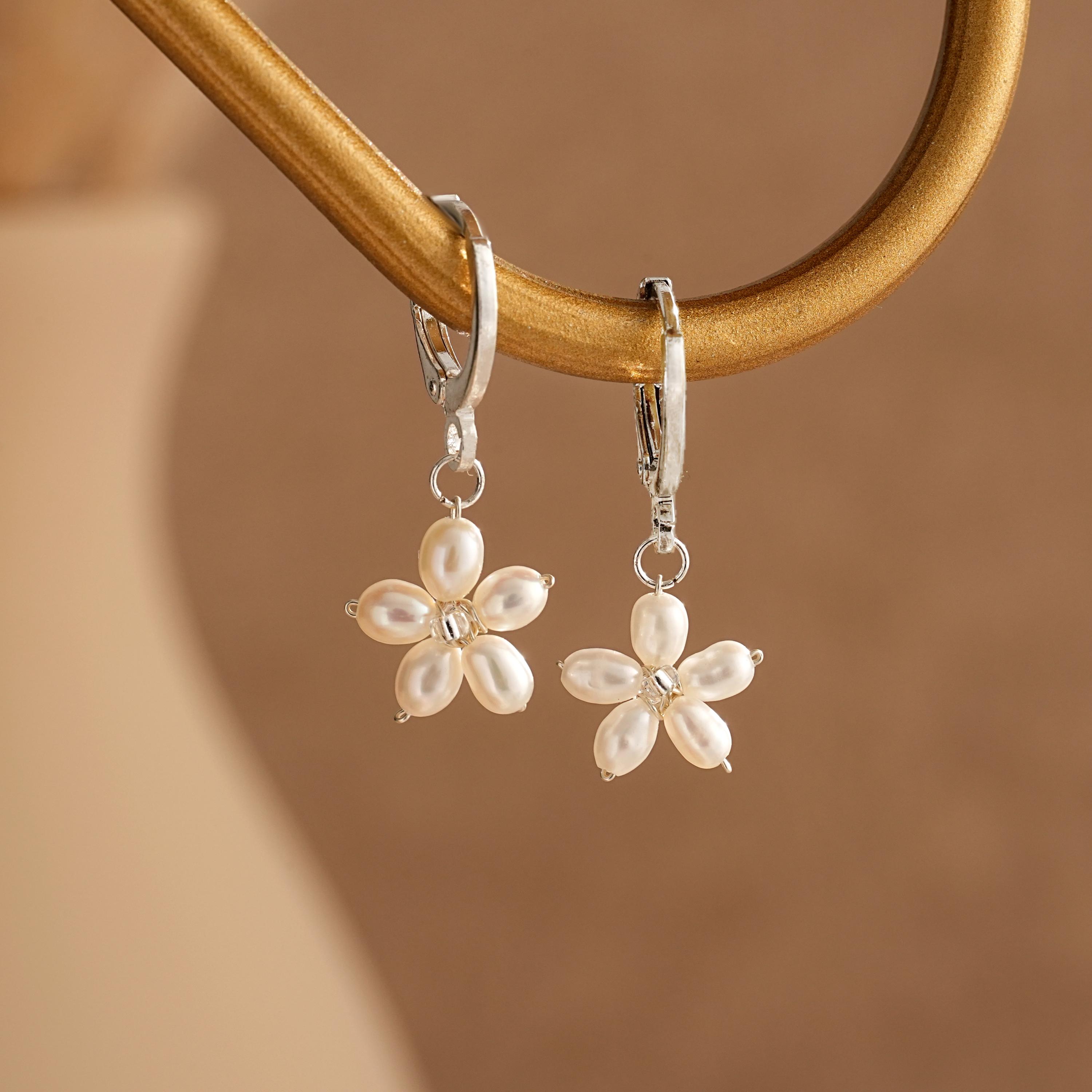 Freshwater Pearl Earrings,Dainty Flower Hoop Earrings,Daisy Pearl Earrings,Pearl Bracelet,Bridal Earrings,Wedding Earrings,Pearl Jewelry Set