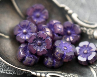 Flower Beads - Czech Glass Beads - Hawaiian Flower Beads - Floral Beads - 16pcs - 9mm - (357)