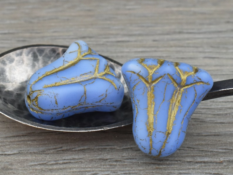 16x17mm 2054 Czech Glass Beads Lily Flower Picasso Beads Flower Beads Floral Beads 2pcs -