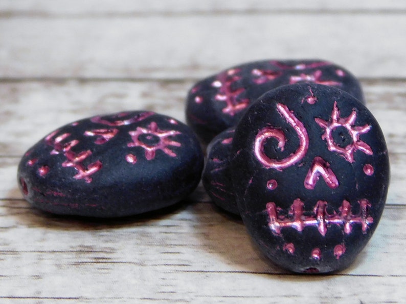 Czech Glass Beads 4pcs - 5869 Sugar Skull Beads Skull Beads 15x13mm Voodoo Beads Picasso Beads