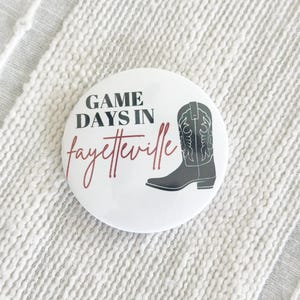 Arkansas Razorback Gameday pin Arkansas pin gameday button Woo pig Game day accessories pins buttons Team Spirit Football Game