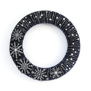 Felt Snowflakes Wreath Tutorial, PDF craft pattern for making a DIY wreath for Winter or Christmas, includes snowflake embroidery patterns