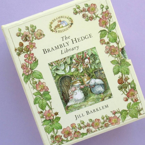 The Brambly Hedge Library by Jill Barklem, vintage box set of 8 classic illustrated childrens books, hardback set in slipcover, 2001 edition
