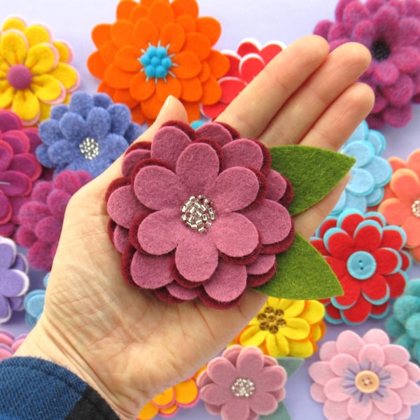 Modèle PDF de fleurs flexibles - Tutoriel de couture de fleurs en feutre facile, cousez de jolies broches en feutre et bien plus encore !