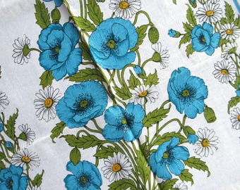 Vintage Tea Towel: Blue Poppies and Daisies, Country Kitchen Decor, Floral, Linen Blend, Unused, Wildflowers