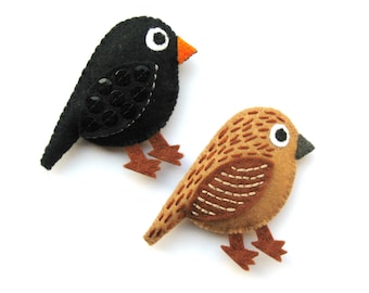 Felt Blackbirds PDF Pattern, Felt British Bird Sewing Tutorial, easy step by step guide to sewing a male & female blackbird from craft felt