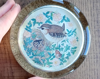 Vintage Glass Paperweight: Wrens by Sharon Jervis, Round / Circular, Birds, Wild Flowers