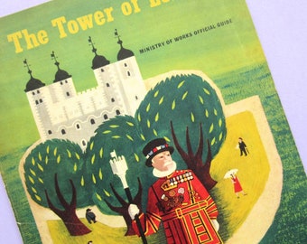 Vintage Souvenir Guide to the Tower of London, approx 1960s, 60s, midcentury, retro, illustrated cover art, Beefeater, Ministry of Works