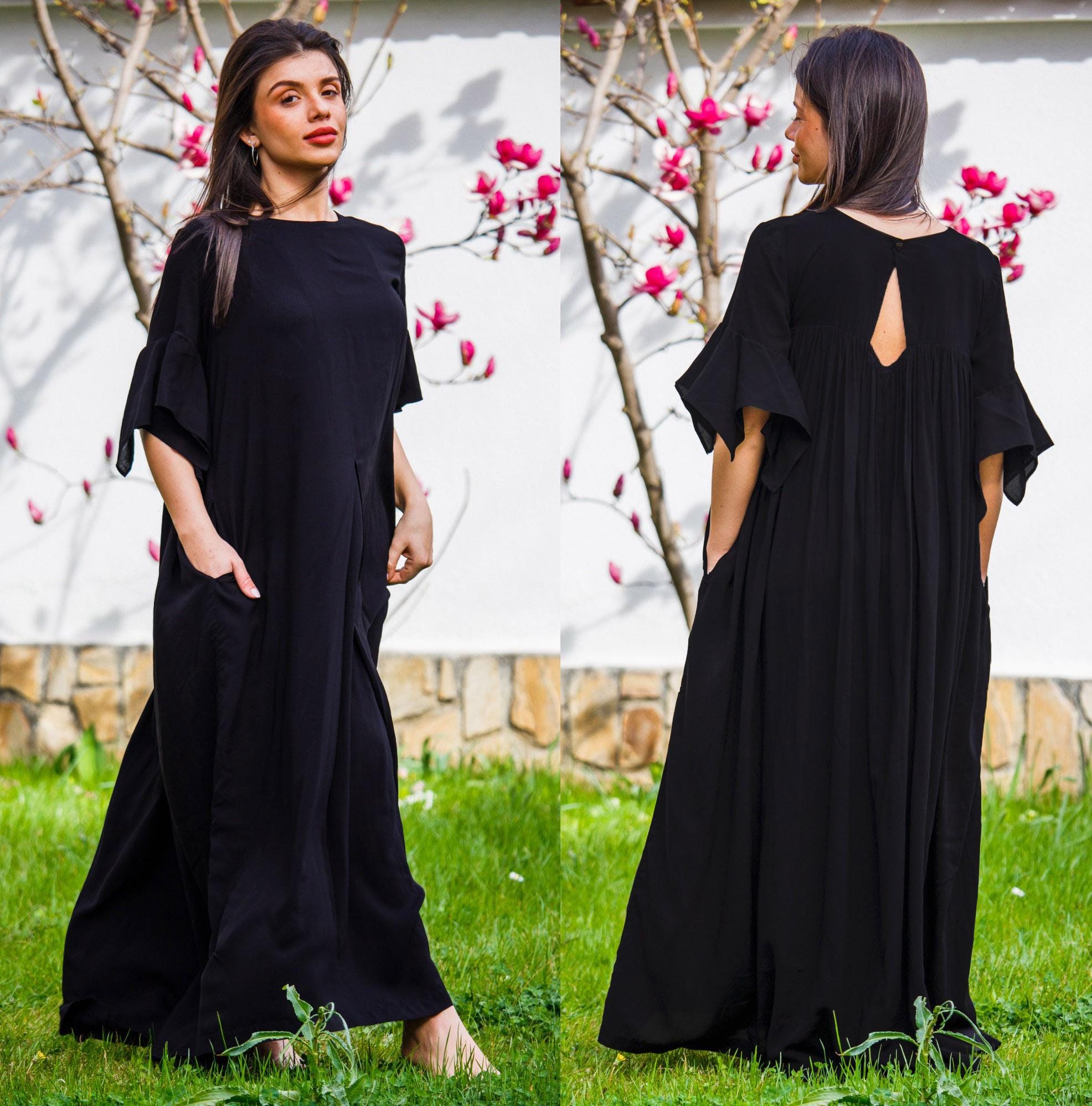 ブラックのマキシドレス、コットンビスコース、ショートフリルスリーブ