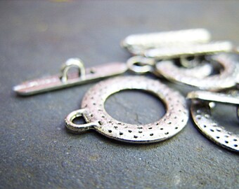 Toggle Clasp - Hammered Design - Pewter - 5 Sets - B-6615