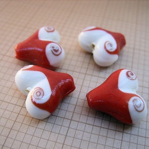 Lampwork Beads Hearts with Swirls image 3