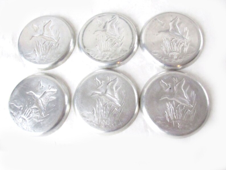 Metal Coasters Vintage Old Houseware Sporting Goods 6 Duck Geese Six