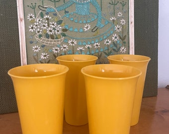 Yellow midcentury tumbler cups