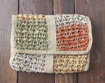 FREE SHIPPING- DeLill Italian straw vintage clutch