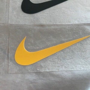 NIKE PATCH FLOCAGE logo publicitaire petit modèle 6.3 cm par 2.3 cm Jaune