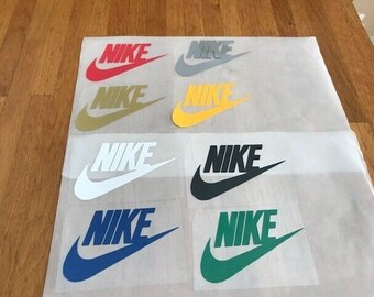 Logotipo publicitario de parche flocado NIKE VINTAGE 1978 - 8 cm por 4,7 cm