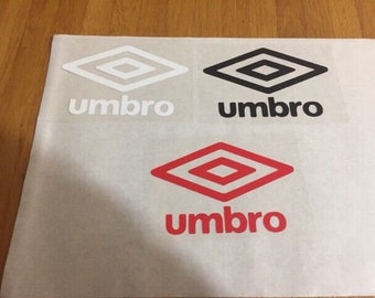 UMBRO FLOCKING PATCH - 8,2 cm bij 5,4 cm