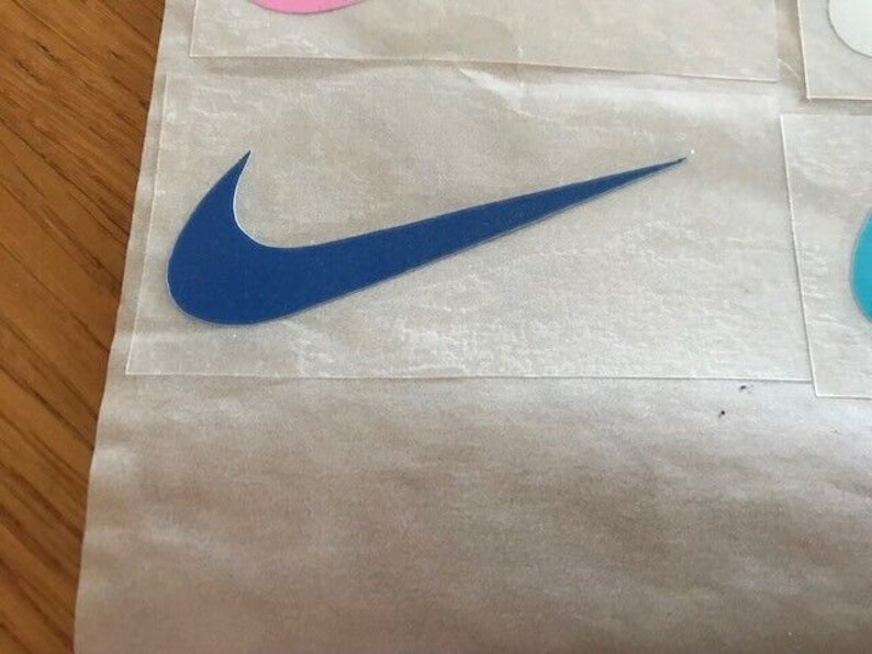 NIKE PATCH FLOCAGE logo publicitaire petit modèle 6.3 cm par 2.3 cm Bleu nuit