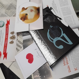 Mise en page pour journaux, magazines, dépliants, cartes, etc.
