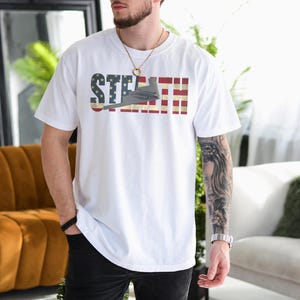 B-2 Spirit Shirt Stealth Jet Military Aircraft Tee for Men Women Vintage Aviation Graphic Patriotic Air Force Gift Top