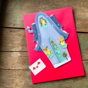 de Noël Cottage avec enveloppe rouge | en forme de maison découpée | de voeux oiseaux-bas-couronne | Carte Valerie Walsh