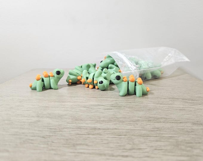 Mini Articulated Stegosauruses