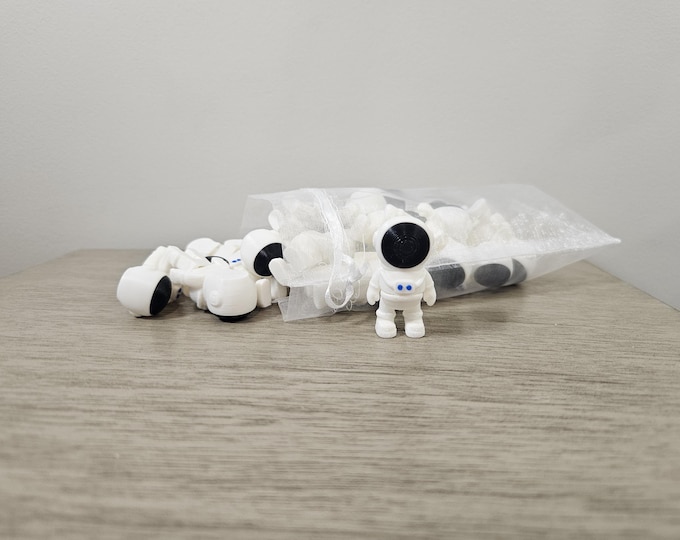 Mini Articulated Astronaut – 3D Printed Fidget Toy