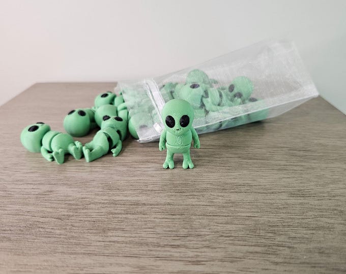 Mini Articulated 3d Printed Aliens