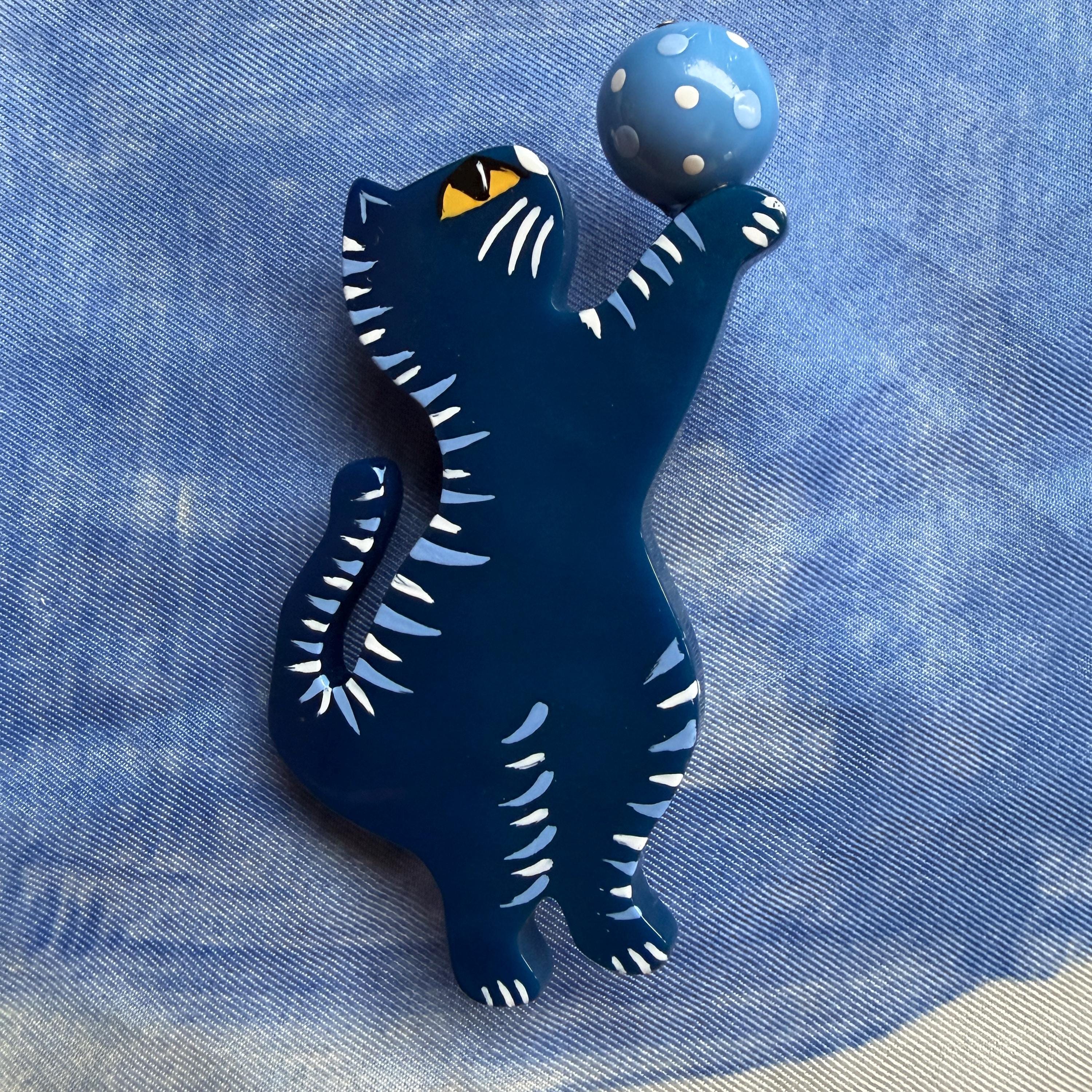 Pavone Buttons - Etsy