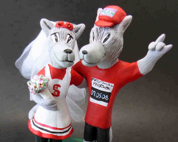 NC State Mr. and Ms. Wuf Wedding Cake Topper , North Carolina State Graduate's wedding Cake Topper, Mr. Wuf Wedding Cake Topper