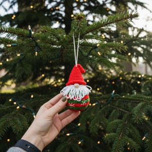 Christmas Gnome Ball Crochet Pattern, How to Crochet Gnome Ornament Xmas Tree Decoration, Crochet Christmas Ball Home Decor image 7