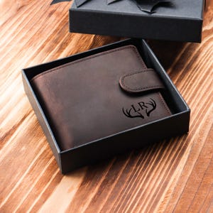 Personalised Engraved Men's Wallet, Genuine Brown Red Leather Wallet, Personalized Gift for Him, Boyfriend, Husband, Dad, Father's Day Gift