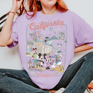 Camiseta retro de Disneyland Comfort Colors, Space Mountain, camiseta de vacaciones de Mickey y sus amigos. imagen 5