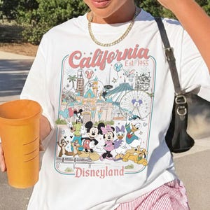 Camiseta retro de Disneyland Comfort Colors, Space Mountain, camiseta de vacaciones de Mickey y sus amigos. White