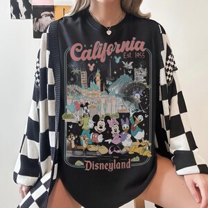 Camiseta retro de Disneyland Comfort Colors, Space Mountain, camiseta de vacaciones de Mickey y sus amigos. Black