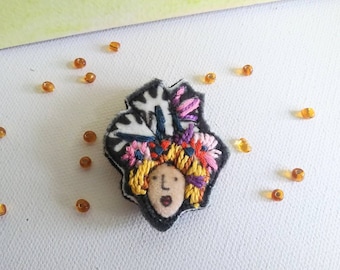 Brooch, Bouche cousue, character, girl, gift for woman, embroidered brooch, flowers, gift for friends, art