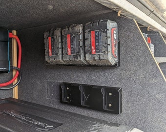 Milwaukee Battery Holder M18 18V wall mount storage - no locking clip