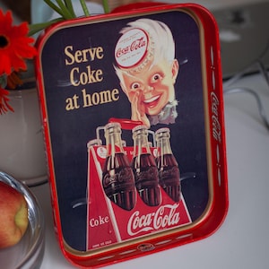 Vintage Coca-Cola Serviertablett mit Sprite Boy - Retro Diner Sammlerstück von 1982