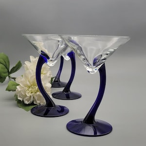 Curved Elegant Postmodern Avant Garde cobalt blue glass Martini Glasses set of 4 Bravura by Libbey Glass Company stemware