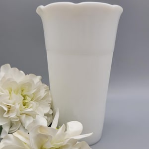 Hazel Atlas Vintage White Milkglass Milk Glass Vase Ribbed Jane Ray Pattern Antique Home Decor Cottagecore shabby chic Collectible Vase
