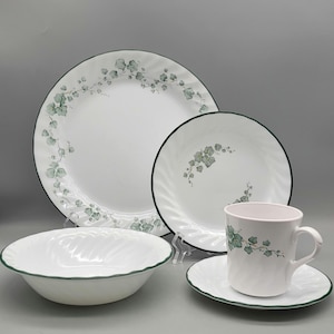 Corelle Callaway Ivy 20 Piece Dinnerware Set | Service for 4 | Vintage Corning Ware Green Ivy Pattern | Farmhouse Cottagecore Dish Set