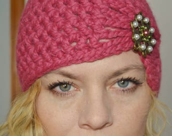 Raspberry Flapper Cloche Hat - Chunky Winter Hats for Women - Wool blend crochet hats for women