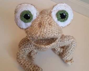 LARGE SIZE - Crochet Oscar the Lizard Stuffed Toy - Adorable Crocheted Stuffed Toy with Expressive Face - Oscar's Oasis - Safe for Babies