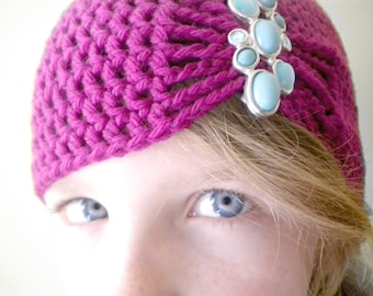 Crochet Cloche Hat in Fuschia - choose your own brooch - crochet flapper hats for women - crochet flapper hats for girls