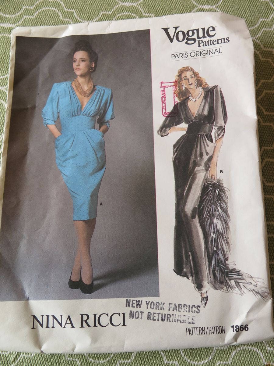 Old Vintage 古着 NINA RICCI 花刺繍ベロア セットアップ