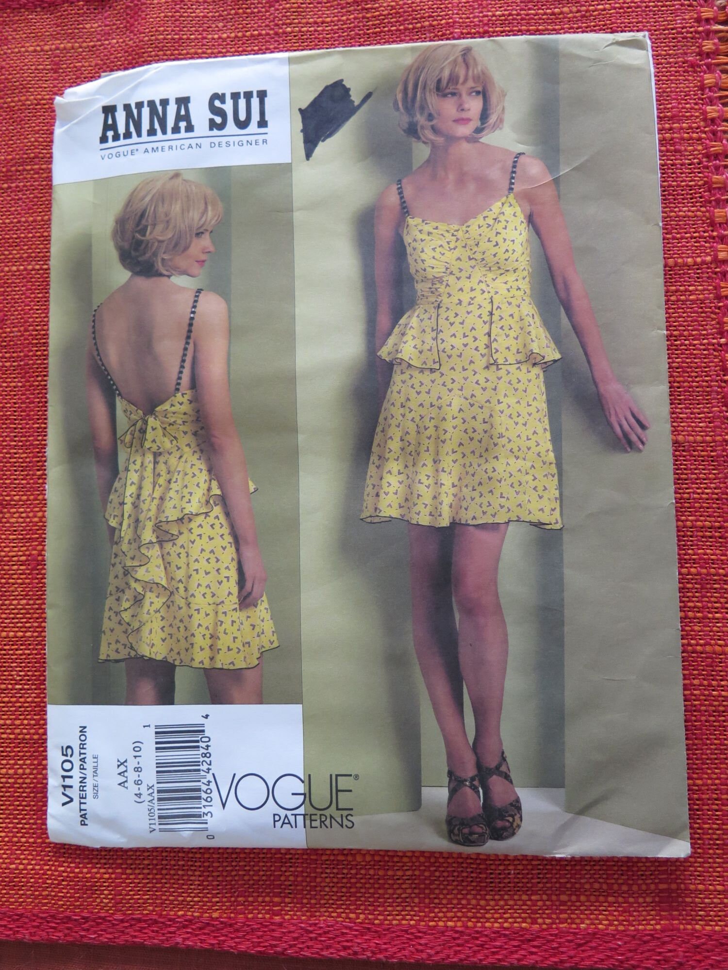 Vintage Vogue 1105 ANNA SUI Sleeveless 
