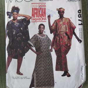 Może przedstawiać: Wzór szycia na dwie sukienki inspirowane afrykańską modą. Wzór pochodzi od McCall's i nosi nazwę "Emeaba/Meaba African Fashions". Wzór zawiera instrukcje do uszycia długiej sukienki z rozcięciem z boku i krótszej sukienki z marszczoną spódnicą. Wzór jest dostępny w rozmiarach małym, średnim i dużym.