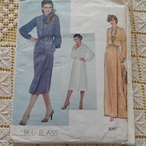 Vintage late 70s Bill Blass Designer Bill Blass Misses Vest Skirt and Blouse Pattern VOGUE American Designer 2097 sz 16 B38 UNCUT